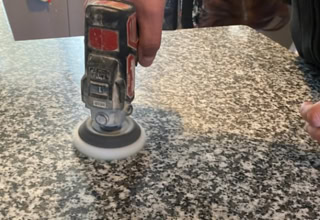 Services de ponçage et de cristallisation de marbre