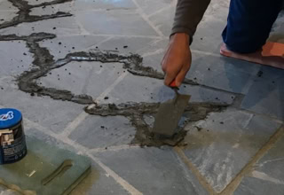 Services de ponçage et de cristallisation de marbre