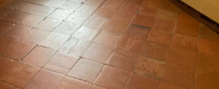 Decapez vos tomettes en terre cuite