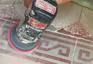 Services de ponçage et de cristallisation de marbre