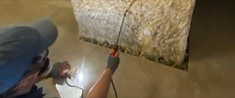 Solution pour le nettoyage des murs et des sols