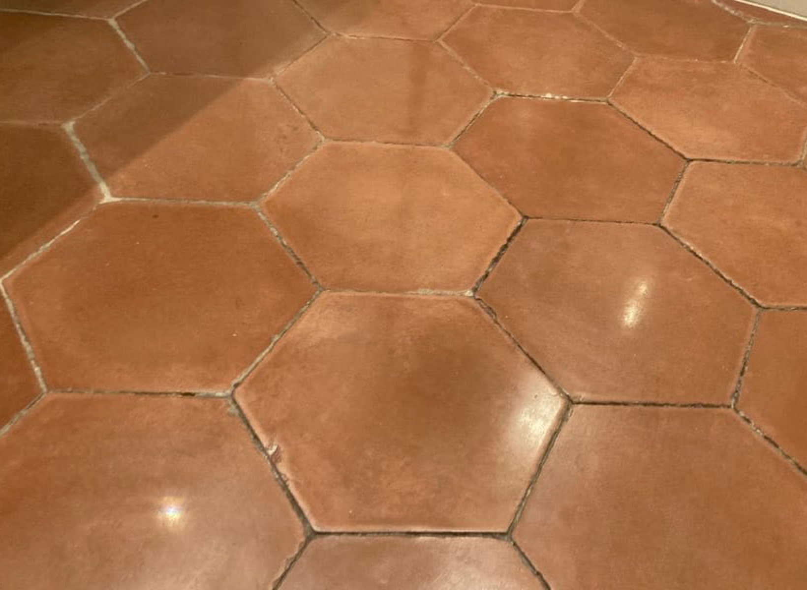 Decapez vos tomettes en terre cuite