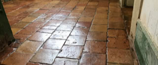 Decapez vos tomettes en terre cuite