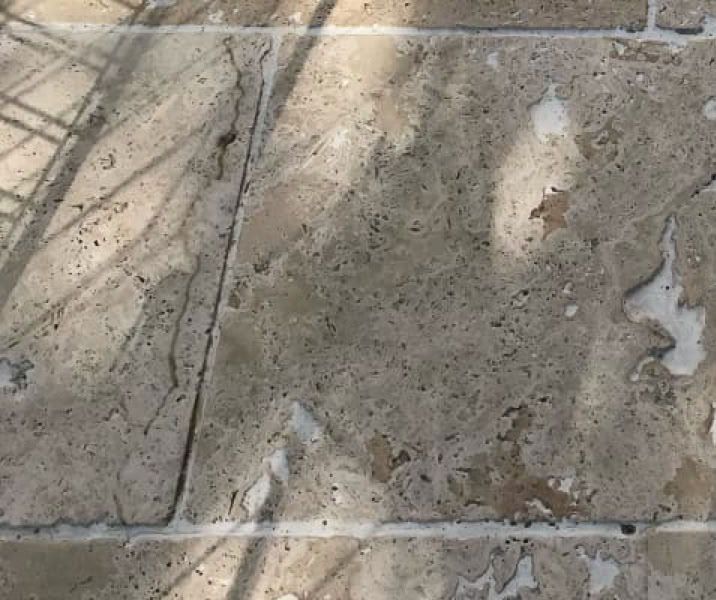 Traitement Travertin : scellant imperméabilisant