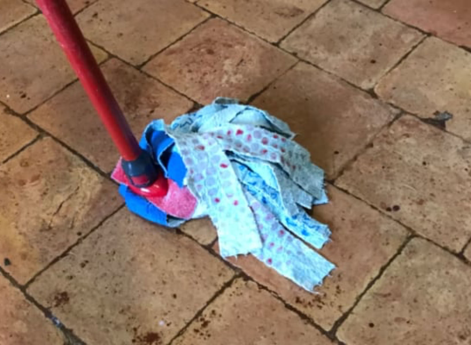 Decapez vos tomettes en terre cuite